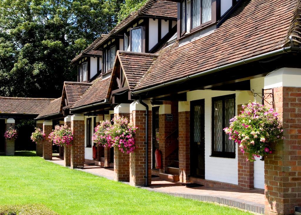 Boxmoor Lodge Hotel Hemel Hempstead Bagian luar foto