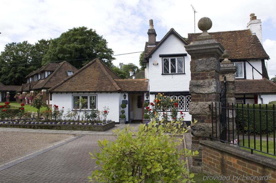 Boxmoor Lodge Hotel Hemel Hempstead Bagian luar foto